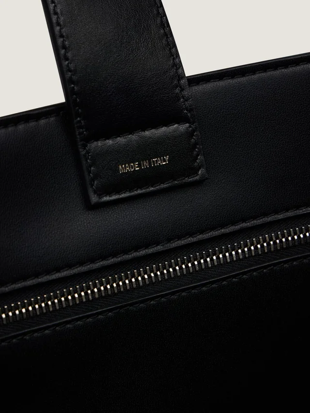 Givenchy Medium Antigona Catchall Bag, photo 7 of 7 from SENSER