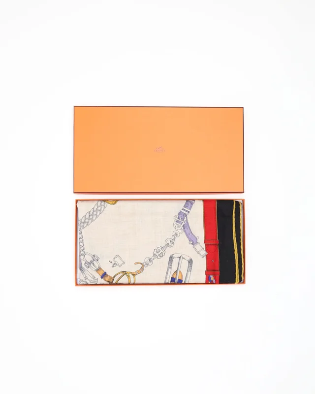 Hermès 140 Chevaux Dechaines Cashmere Silk Scarf in Silk from A Retro Tale, photo 3 of 4