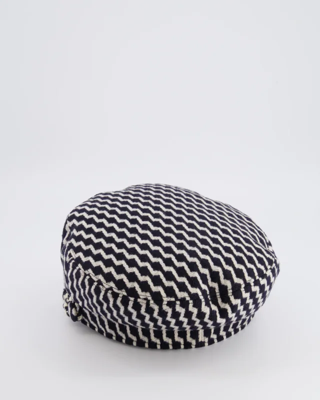Chanel Black and White Wool Casket Hat with Vinyl Brim and Black CC Logo Detail Size M in Black Wool from Sellier, photo 5 of 10