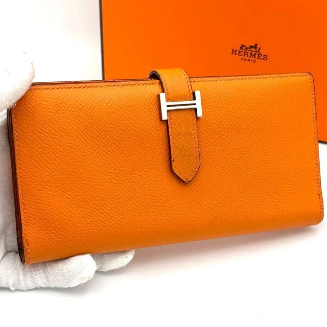 Hermès Bifold Wallet Bearn Soufflet Veau Epsom Orange in Orange Epsom leather from The Reluxe