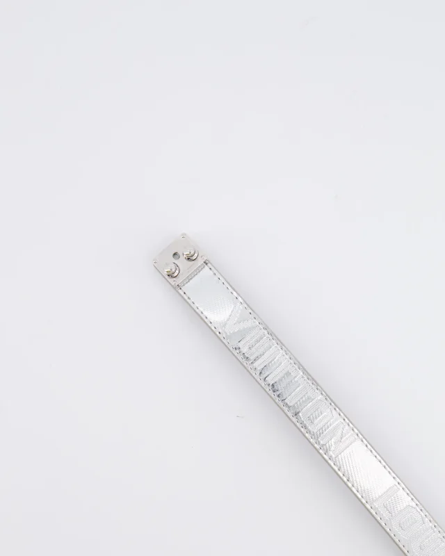 Louis Vuitton Silver Metallic Logo Belt Size 90cm in Silver from Sellier, photo 5 of 10