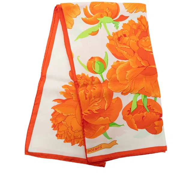 Orange Hermès Les Pivoines Silk Scarf 90 Scarves in Orange Silk from Designer Revival
