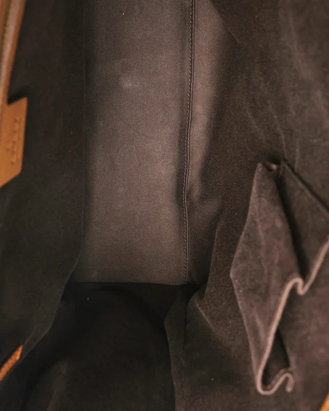 Gucci Nailhead Tote Bag in Leather from A Retro Tale, photo 6 of 8