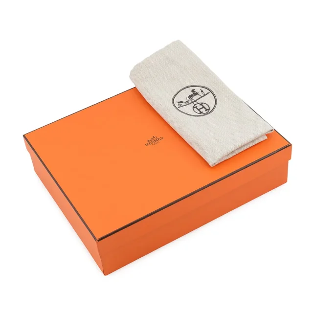 Hermès Geta Black Chevre Myzore Goatskin in Black Goatskin from GALLERY RARE, photo 17 of 17
