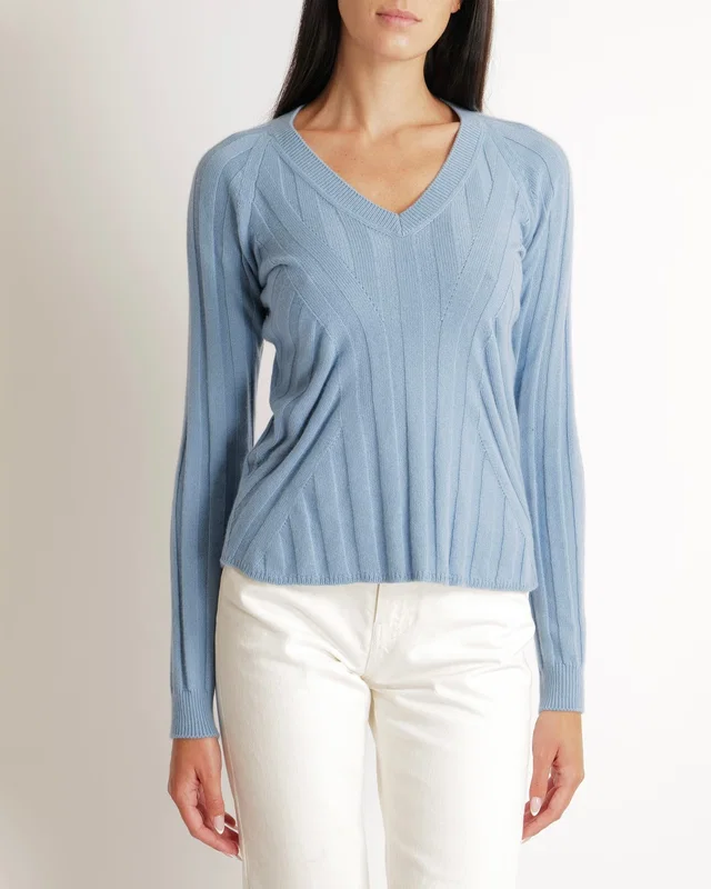 Loro Piana Blue Cashmere V Neck Knitted Jumper Size IT 38 (UK 6) in Blue Cashmere from Sellier