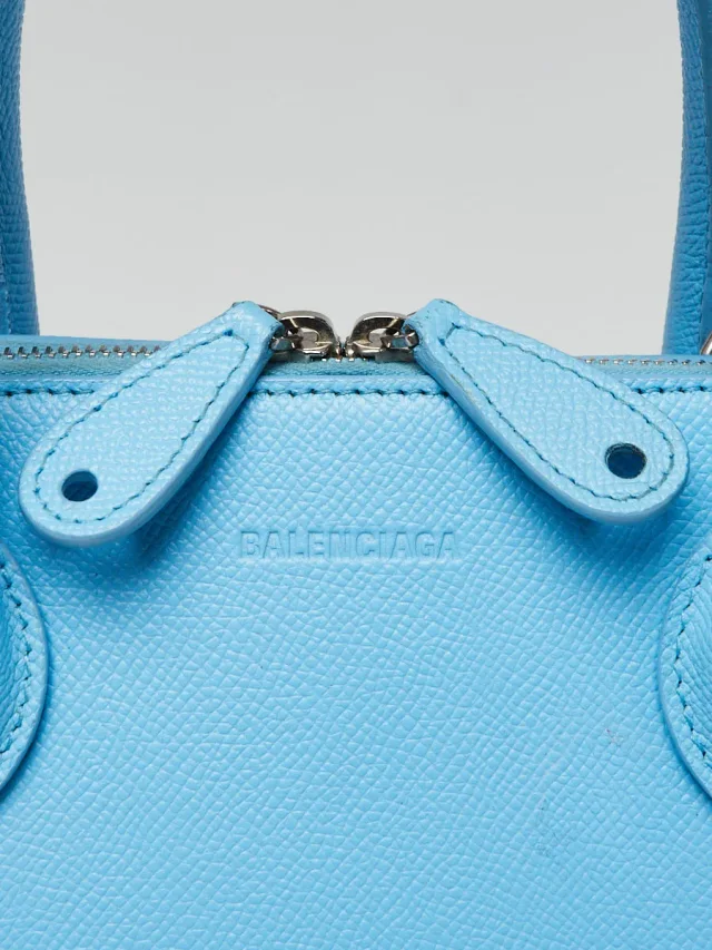 Balenciaga Light Blue Pebbled Leather Small Ville Satchel Bag in Blue Leather from Yoogis, photo 6 of 11