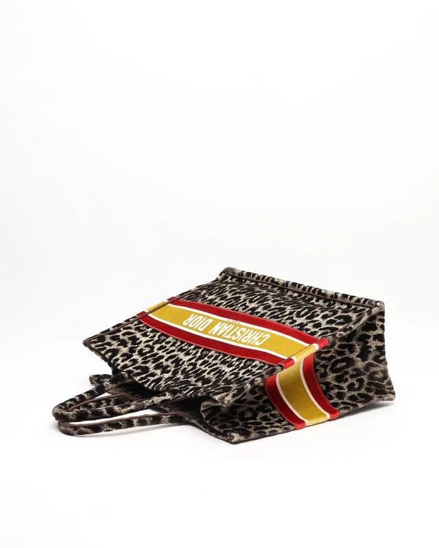 Dior Large Leopard Mizza Book Tote Bag in Velvet from A Retro Tale, photo 4 of 11