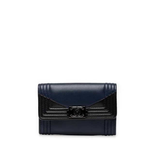 Blue Chanel Bicolor Lambskin Boy Flap Card Holder in Blue Lambskin from Designer Revival