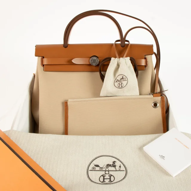Hermès Herbag Zip 31 Beton/Fauve Toile Officier/Hunter PHW in Canvas from Labellov, photo 2 of 7