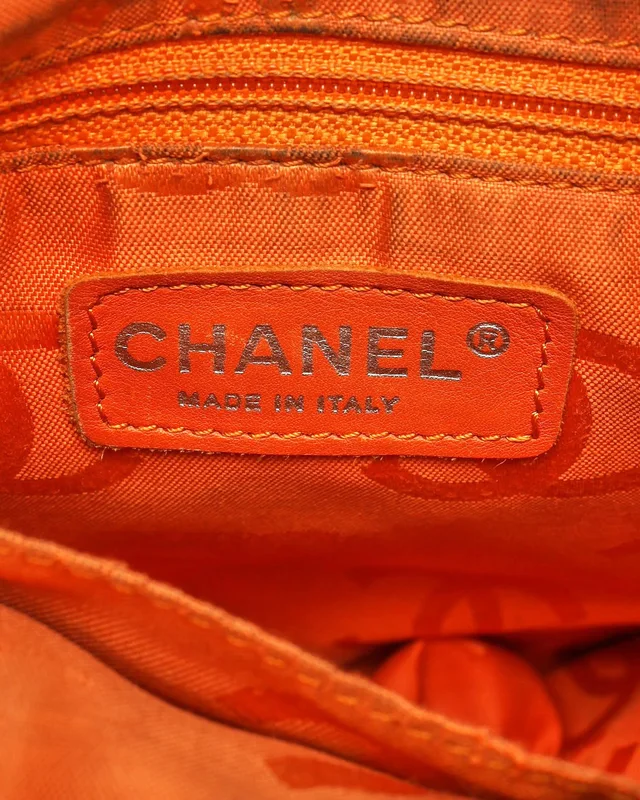 Chanel Cambon Ligne Crossbody Bag in Patent leather from A Retro Tale, photo 7 of 9