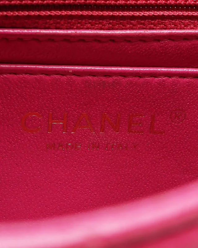 Chanel Chevron Mini Square Flap Bag in Leather from A Retro Tale, photo 8 of 10