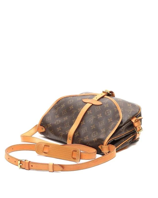 Louis Vuitton Monogram Saumur 30 Bag in Coated canvas from A Retro Tale, photo 4 of 9