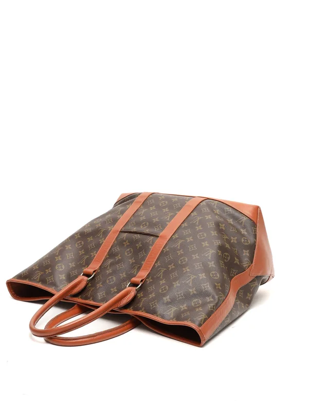 Louis Vuitton Monogram Sac Weekend Tote Bag in Coated canvas from A Retro Tale, photo 4 of 10