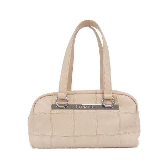 Chanel Shoulder Bag Pink in Pink Caviar leather from The Reluxe