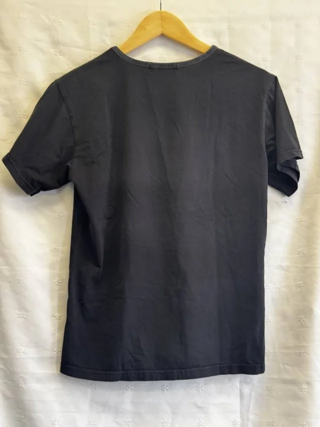Fendi Monster Eyes Men's T-Shirt Black Size: S in Black from Oxfam Online Shop, photo 2 of 4