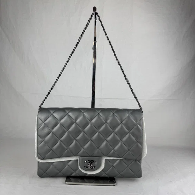 Chanel Single Flap Bag in Lambskin from Reowned