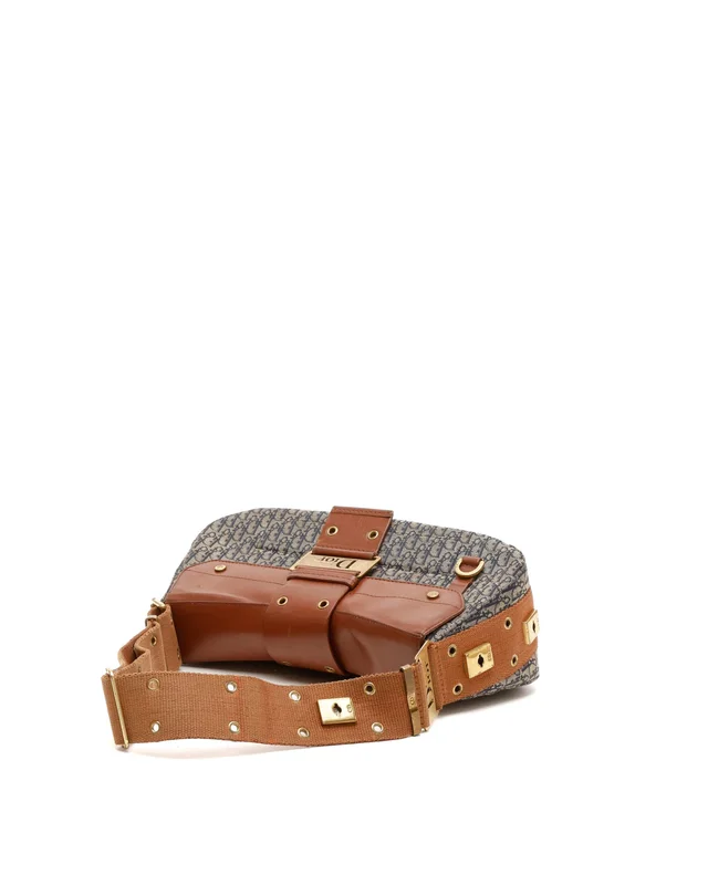 Dior Street Chic Columbus Bag in Canvas from A Retro Tale, photo 4 of 10