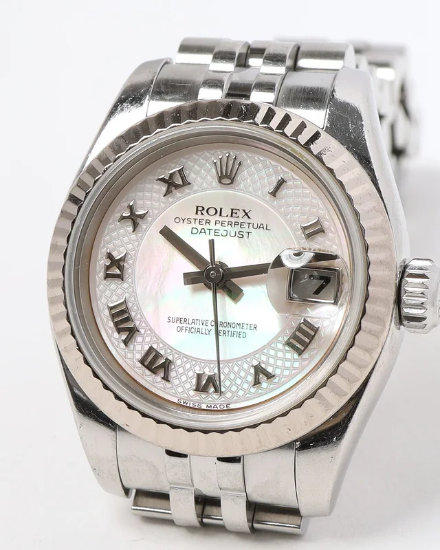 Rolex Lady-Datejust 26mm 2006 Mother-of-Pearl Watch from A Retro Tale, photo 2 of 2