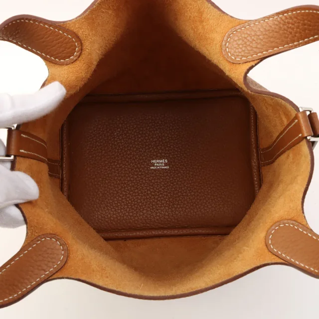 Hermès 2013年製 ピコタンロックPM ゴールド from VINTAGE QOO TOKYO, photo 5 of 19