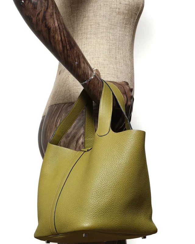 Hermès Clemence Picotin Lock 22 Bag in Clemence leather from A Retro Tale, photo 9 of 9