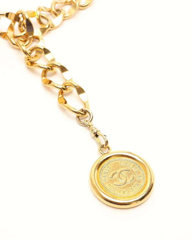 Chanel Chain Belt from A Retro Tale, photo 3 of 4