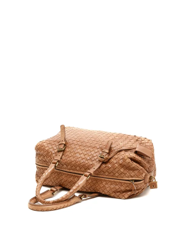 Bottega Veneta Intrecciato Shoulder Bag in Woven leather from A Retro Tale, photo 4 of 10