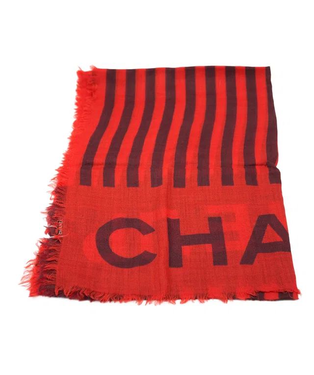 Chanel long scarf pink with lines, excellents conditions in Pink Leather from Luxury Promise