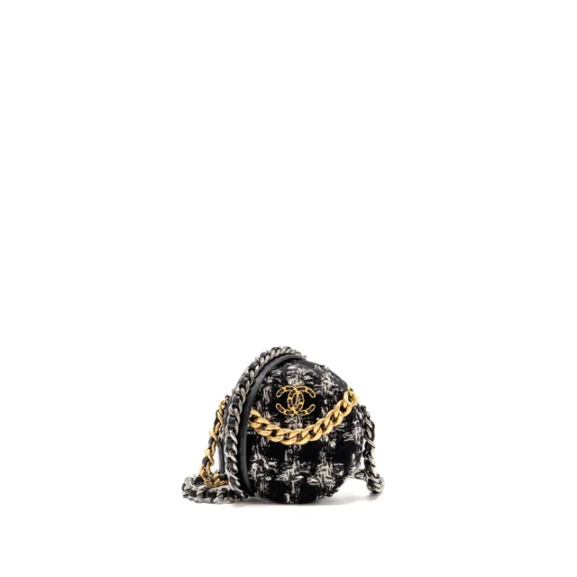 Chanel 19 round clutch in Tweed from EMIER