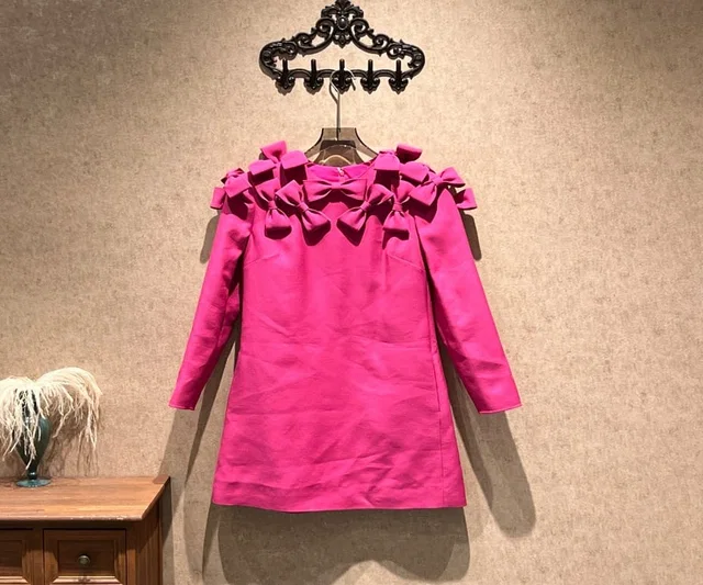 Valentino Garavani runway fuchsia bow dress / Size 38 / 99% new / 42586 in Pink from Luxury Promise