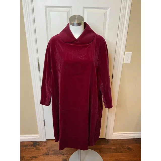Comme des Garçons 2d Burgundy Velvet Peter Pan Collar Shift Dress, Size Medium in red Velvet from Poshmark