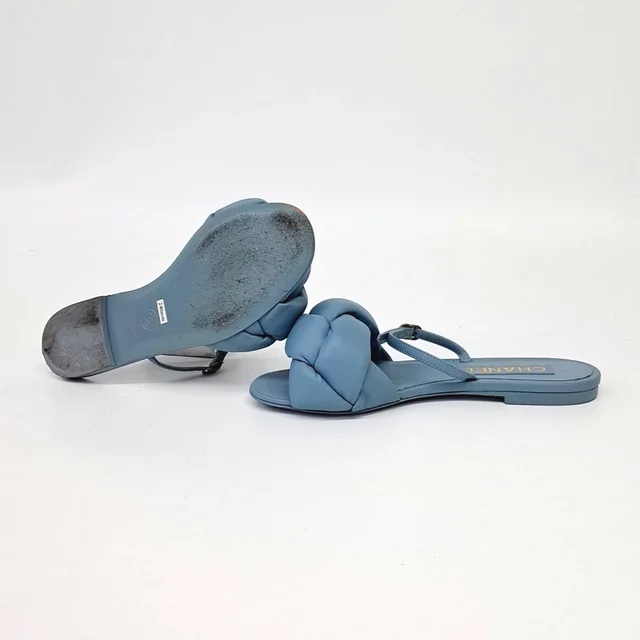 Chanel slippers from GUGUS