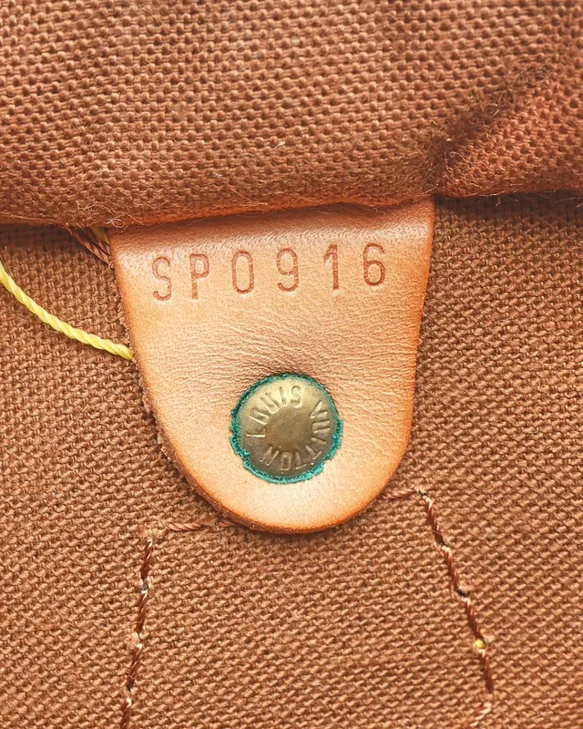 Louis Vuitton Monogram Speedy 30 Bag in Coated canvas from A Retro Tale, photo 8 of 9