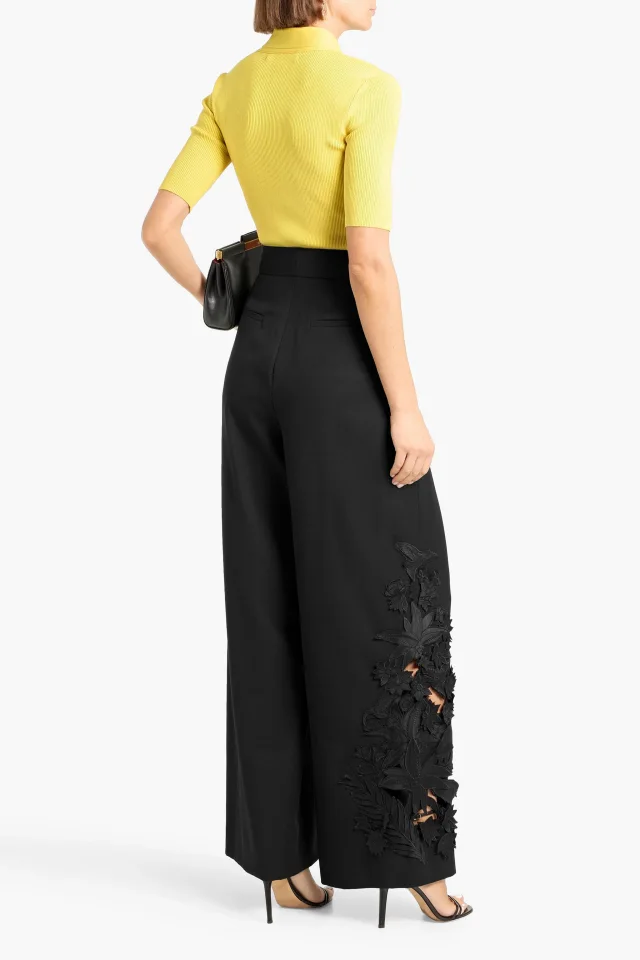 Oscar de la Renta Guipure Lace-Paneled Wool Wide-Leg Pants in Black, photo 3 of 4 from THE OUTNET