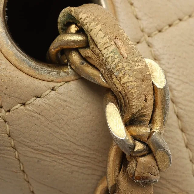 Chanel Classic Mini Square Single Flap Bag in Leather from A Retro Tale, photo 7 of 11