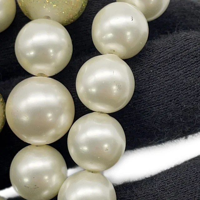 Chanel CC Logo Ribbon Motif Necklace Metal Rhinestone Faux Pearl from GALLERY RARE, photo 9 of 17