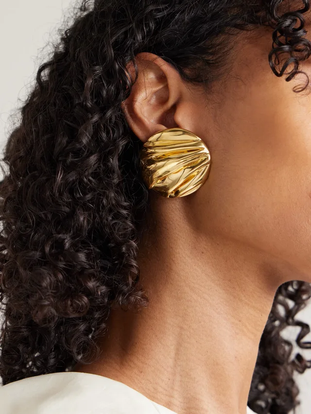 CHLOÉ Gold-tone clip earrings in Metallic, photo 2 of 2 from NET-A-PORTER (Canada)