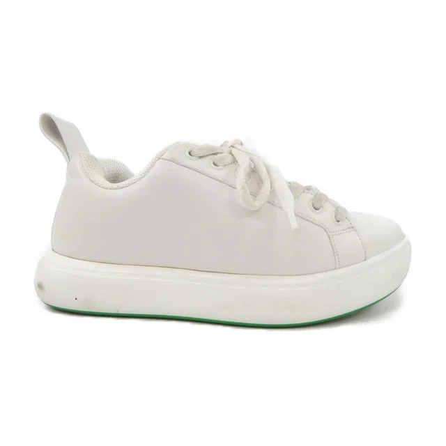 Bottega Veneta Sneakers from LuxUness