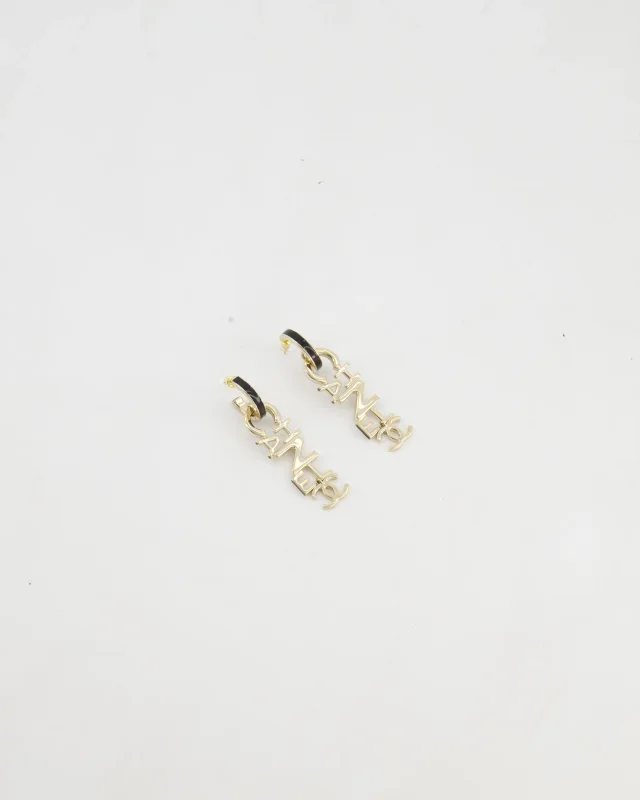 HOT* Chanel 22K Large Champagne Gold Pendant Earrings with Logo Detail in Gold from Sellier, photo 2 of 3