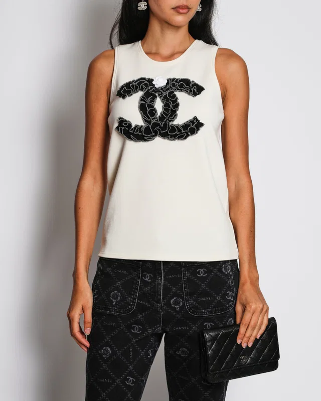 Chanel 24/S White CC Frill Vest Top Size FR 38 (UK 10) in White Wool from Sellier