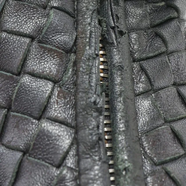 Bottega Veneta Veneta Intrecciato Small Hobo Bag in Woven leather from A Retro Tale, photo 6 of 9