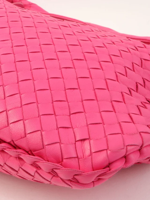 Bottega Veneta Intrecciato Hobo Bag Pink in Pink Woven leather from VINTAGE QOO TOKYO, photo 8 of 9