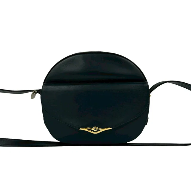 Cartier Leather Shoulder Bag in Leather from LuxUness