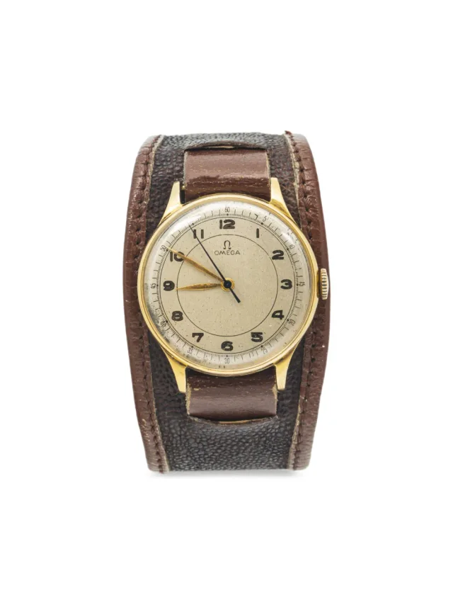 Omega pre-owned Railroad 35mm - unisex - Plexiglass/Leather/18kt Yellow Gold - One Size - Brown in brown|red Leather from Farfetch
