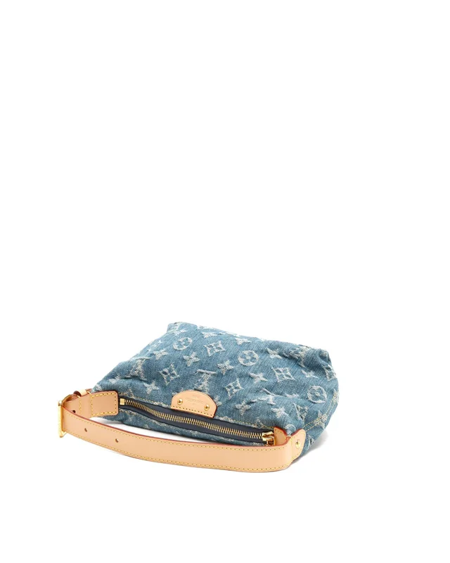 Louis Vuitton Monogram Denim Hills Pochette Bag in Denim from A Retro Tale, photo 4 of 8