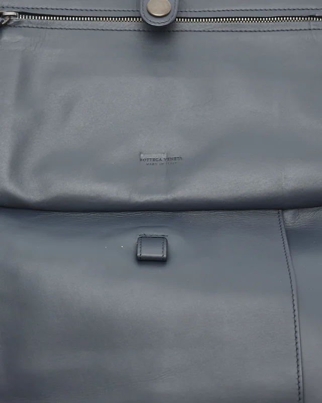 Bottega Veneta Intrecciato Clutch Bag in Woven leather from A Retro Tale, photo 4 of 4
