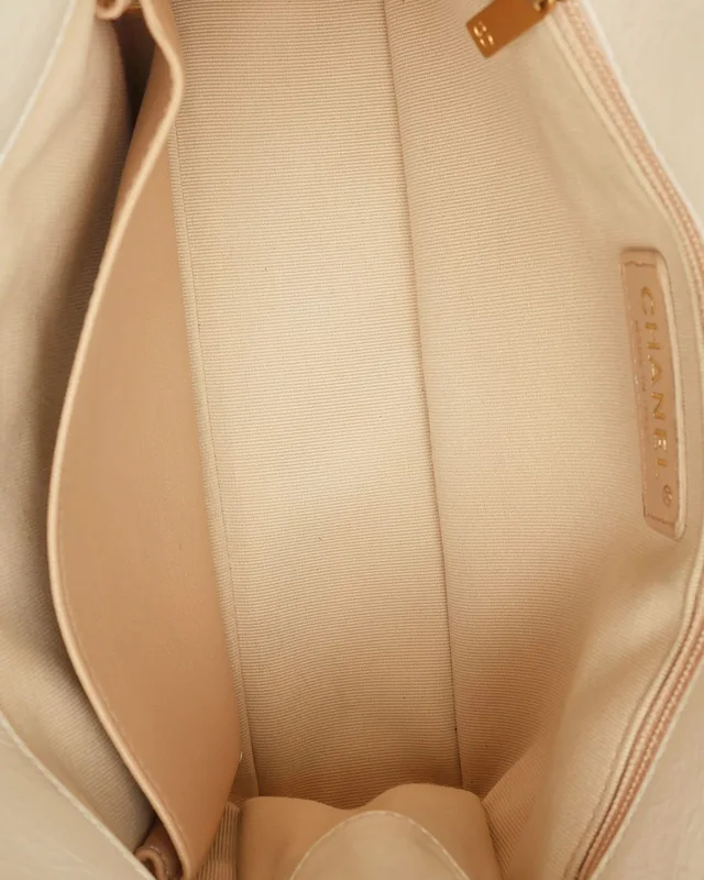 Chanel Medium Wavy CC Bag in Leather from A Retro Tale, photo 11 of 13