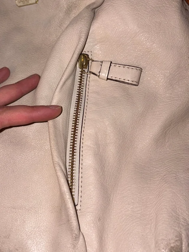 Coach Ivory Pebbled Leather Shoulder Bag in gold Leather from Poshmark, photo 3 of 3