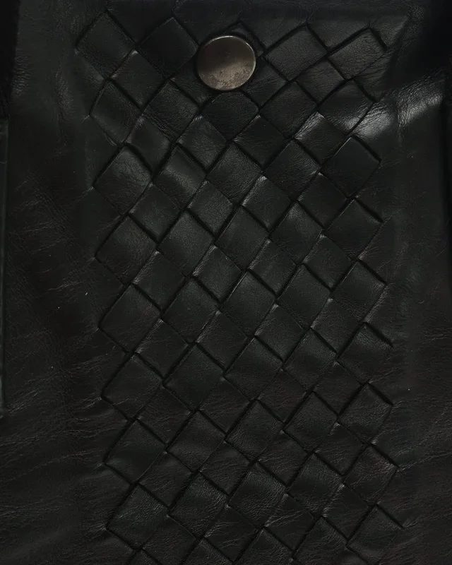 Bottega Veneta Intrecciato Crossbody Bag in Woven leather from A Retro Tale, photo 7 of 10