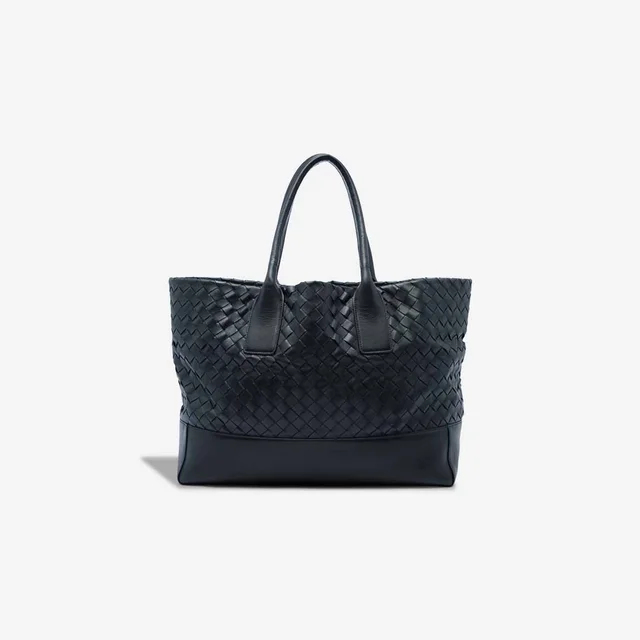 Bottega Veneta Shopper Medium Calf Black in Black Calfskin from SACLÀB, photo 2 of 6