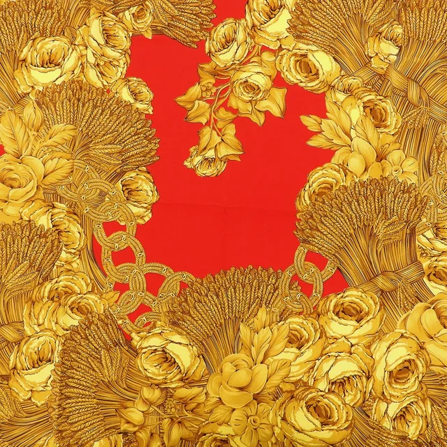 Chanel Chain Camellia Pattern Scarf Red in Red Silk from VINTAGE QOO TOKYO, photo 5 of 10